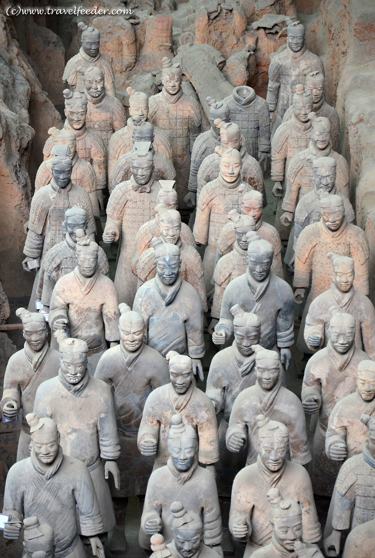 terracotta of qin dynasty figurines