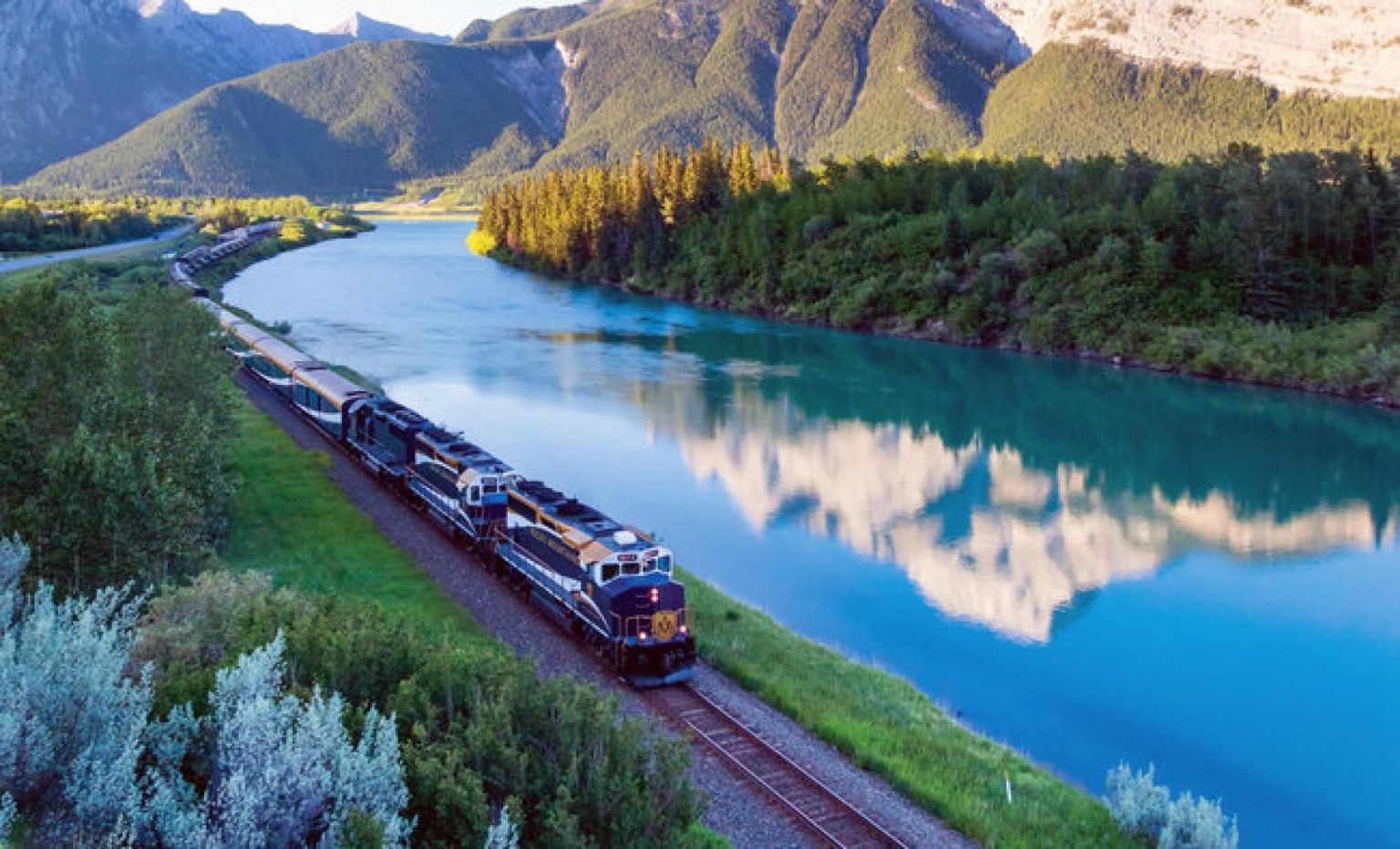 Canada Train Holidays 2024 - Avis Nettie